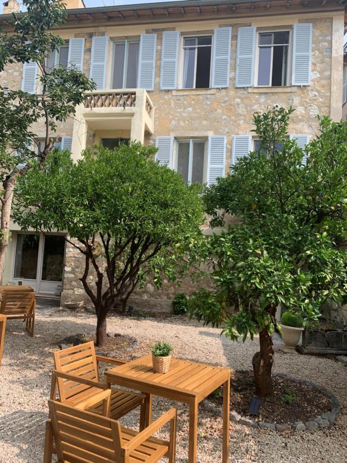 Le Jardin D'Elma Bed & Breakfast Ванс Екстериор снимка