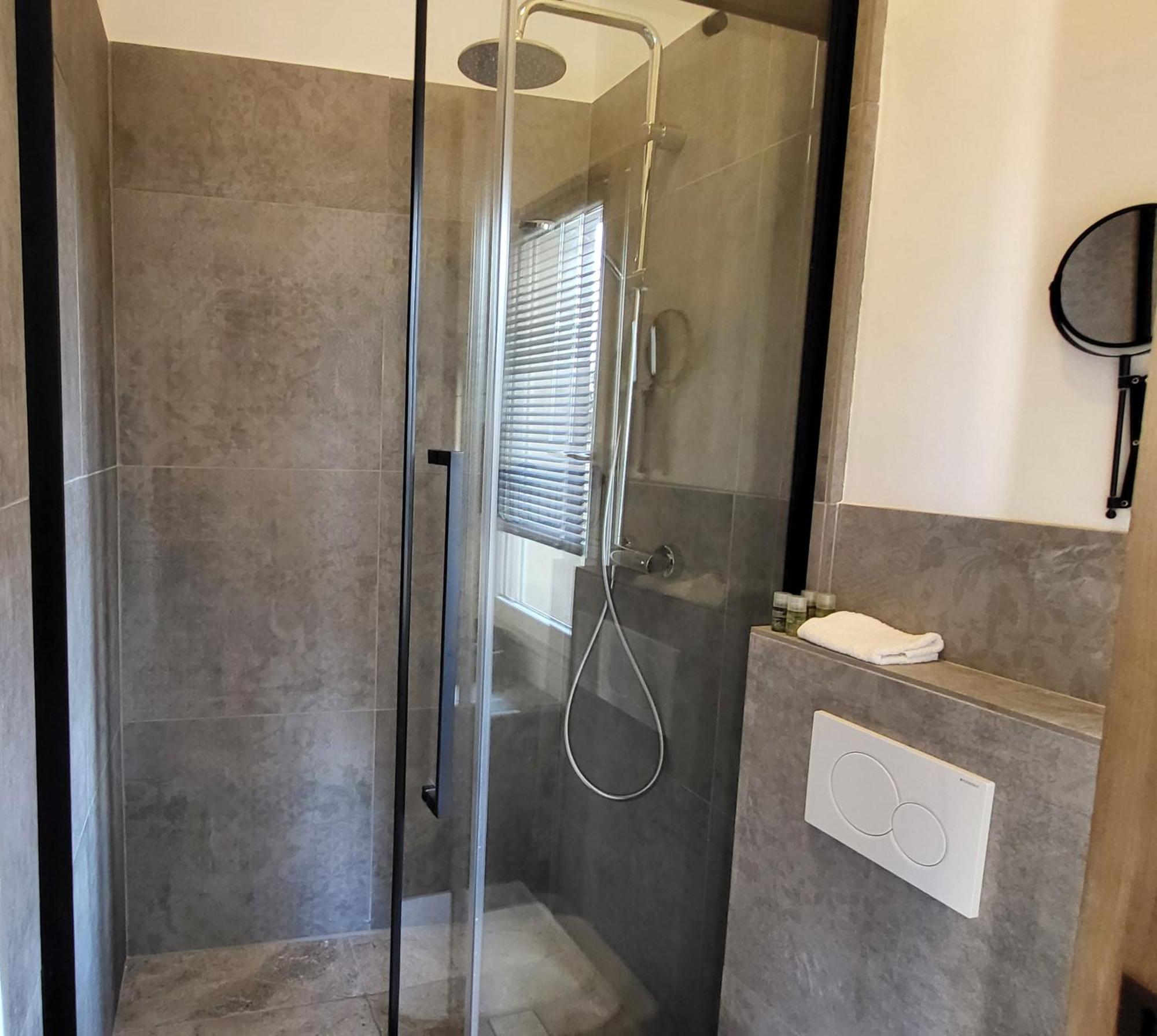 Le Jardin D'Elma Bed & Breakfast Ванс Екстериор снимка